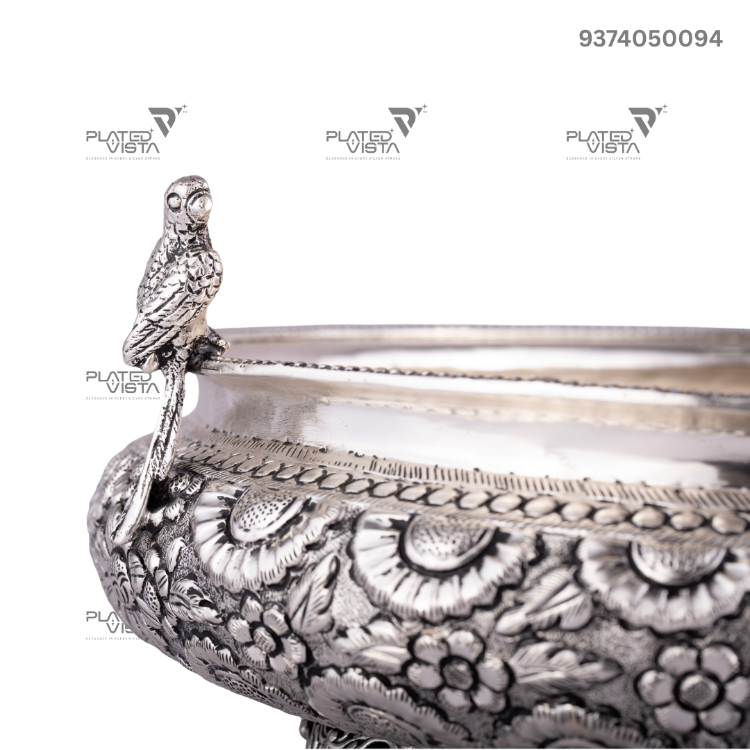 Silver Urli