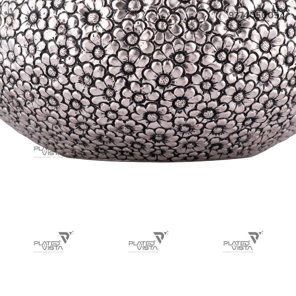 Silver Urli