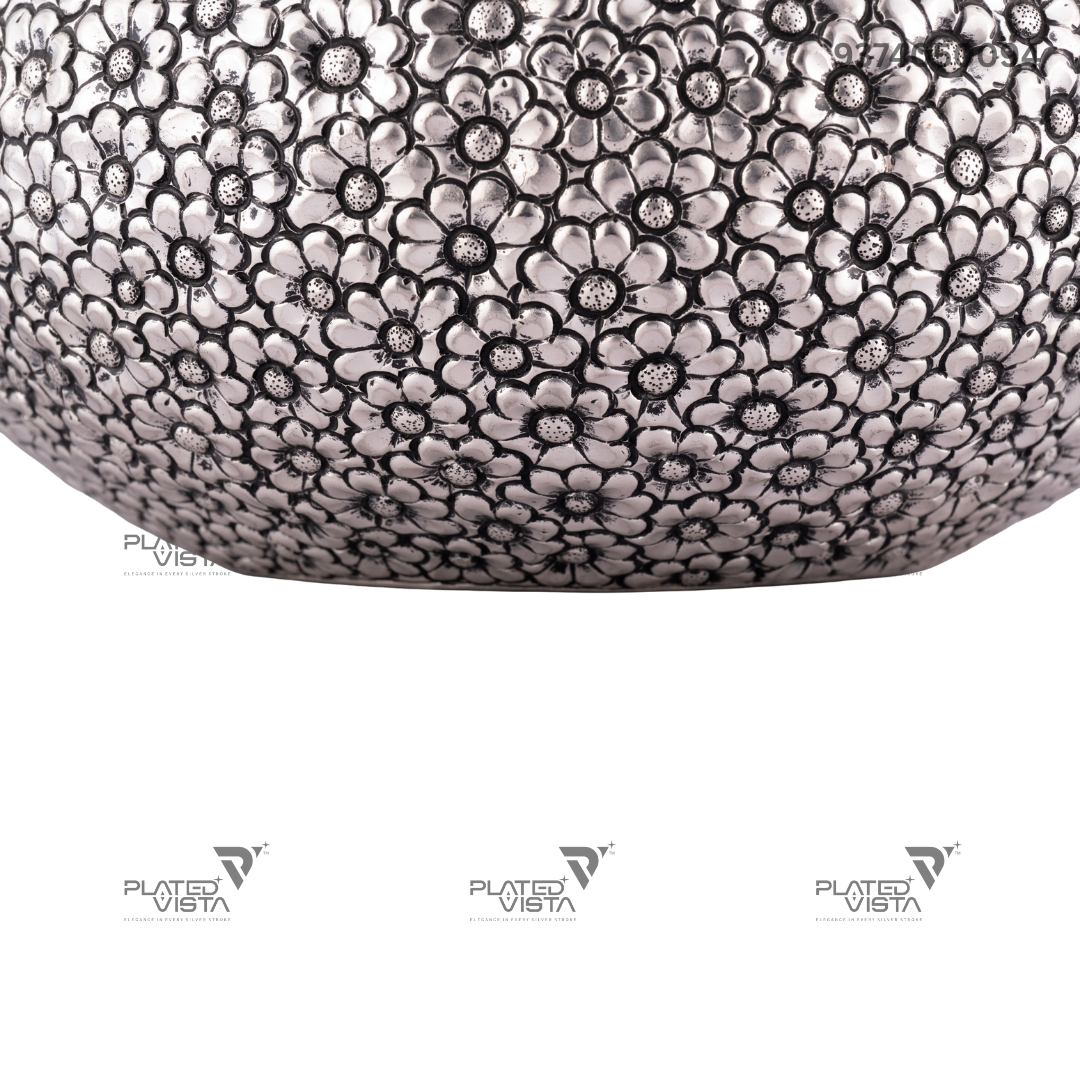 Silver Urli